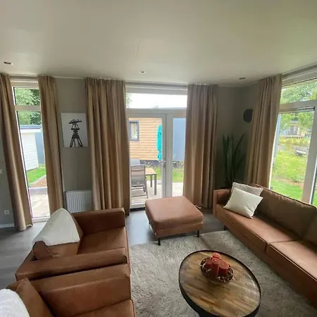 シャレー Kindvriendelijk Luxe In De Bossen Met Prive Sauna *