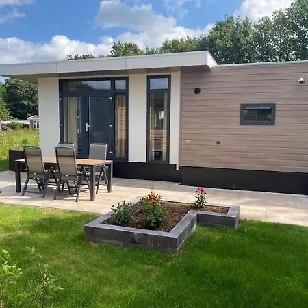 Kindvriendelijk Luxe In De Bossen Met Prive Sauna シャレー