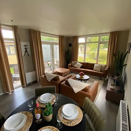 シャレー Kindvriendelijk Luxe In De Bossen Met Prive Sauna *