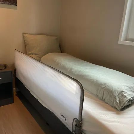 シャレー Kindvriendelijk Luxe In De Bossen Met Prive Sauna