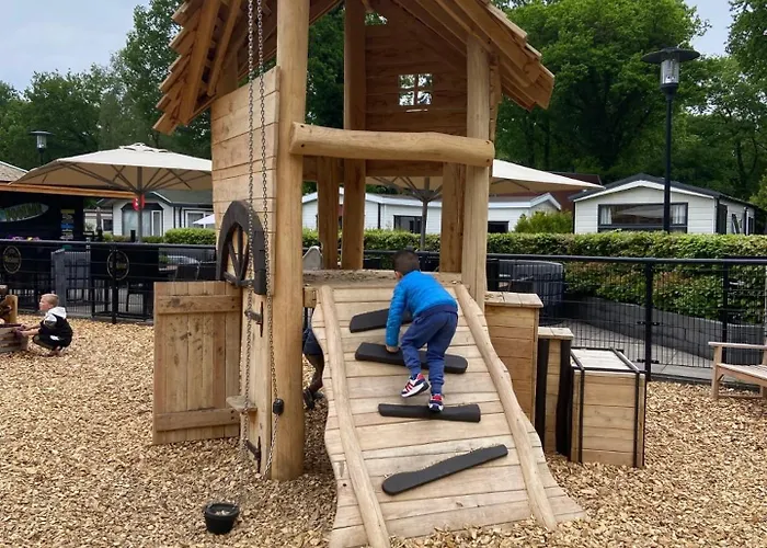 Kindvriendelijk Luxe In De Bossen Met Privé Sauna Harderwijk