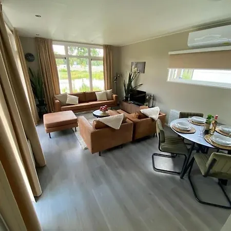 בקתה Kindvriendelijk Luxe In De Bossen Met Prive Sauna הארדרוייק