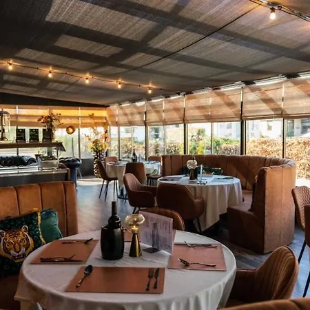 בקתה Kindvriendelijk Luxe In De Bossen Met Prive Sauna *